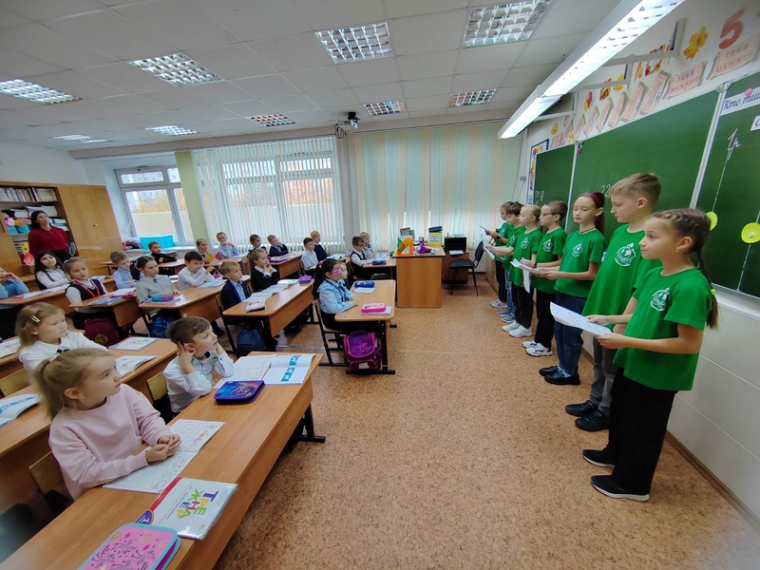 В рамках Всероссийского экологического субботника &quot;Зелёная Россия&quot; в школе продолжаются мероприятия.