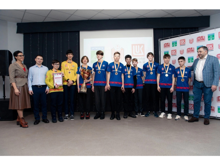 Победителем сельского этапа «Усинской футбольной лиги» стала команда из Усть-Усы.